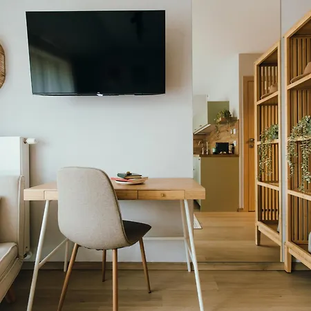 Katowa - Sauna, Ac, Balcony Lägenhet Kraków